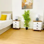 Brand New Lovely Flats By The Forest Tram Stop In Nottingham
