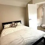 Brand New Lovely Flats By The Forest Tram Stop In Nottingham