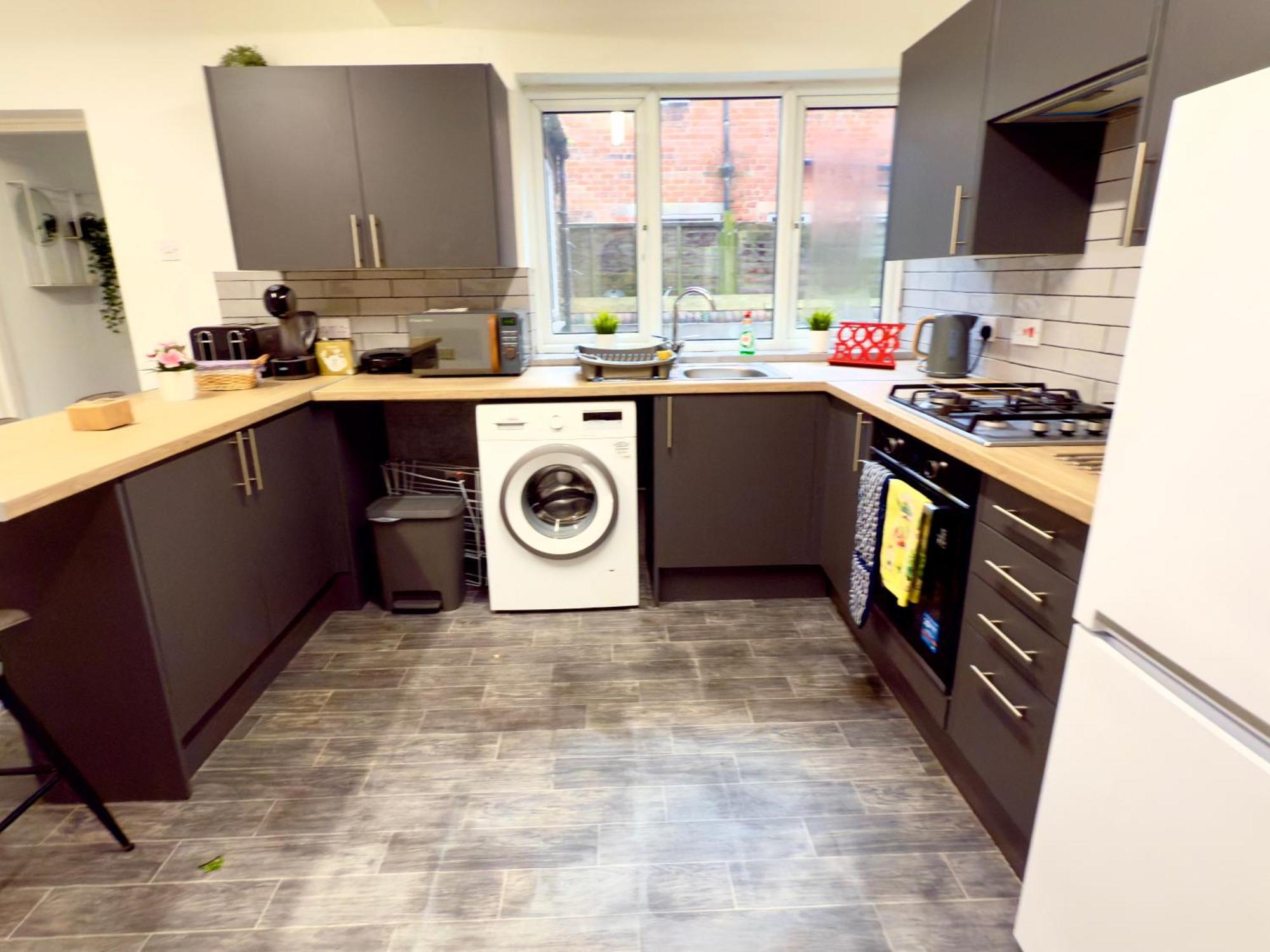 Brand New Lovely Flats By The Forest Tram Stop In