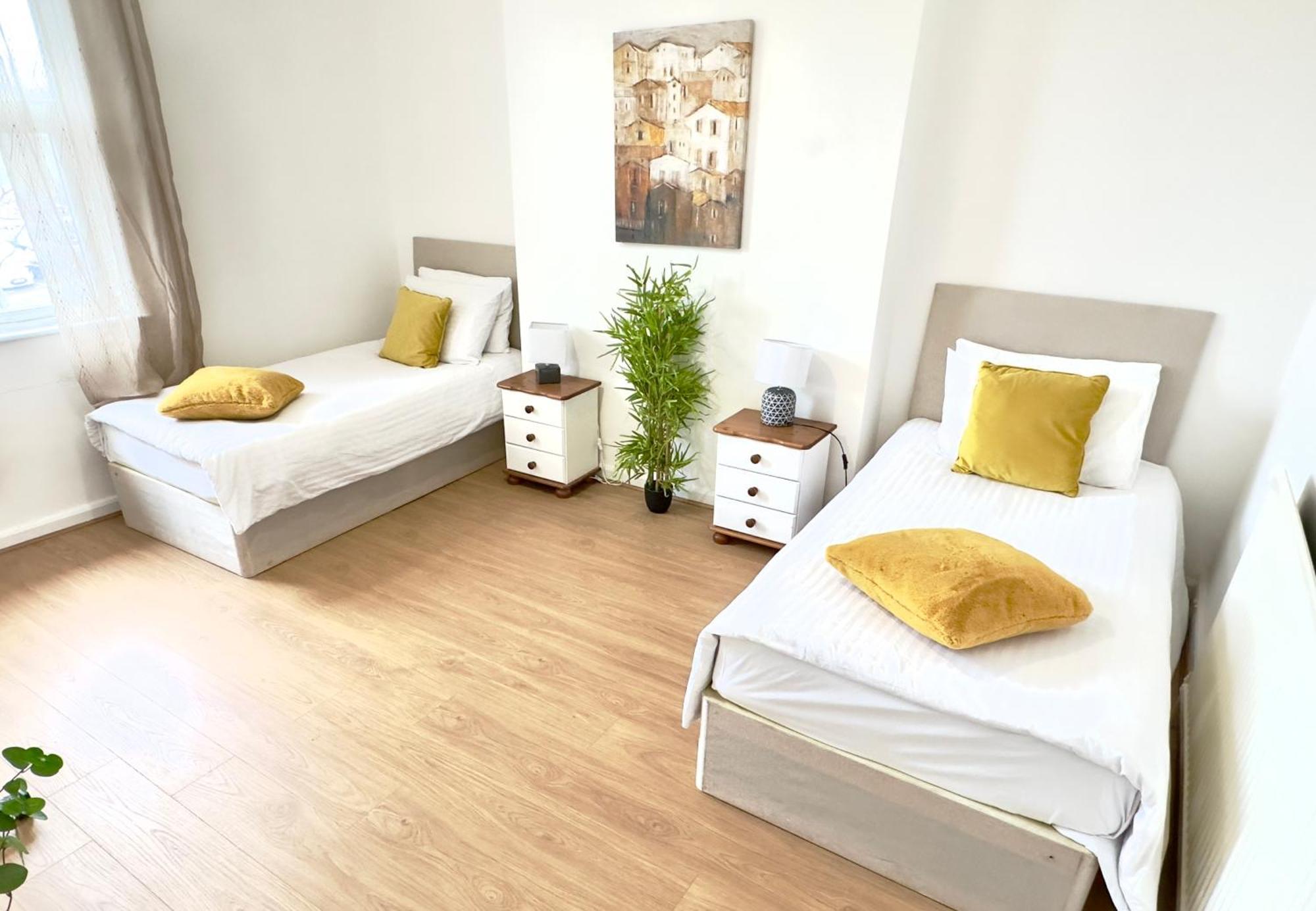 Apartment Brand New Lovely Flats By The Forest Tram Stop In Nottingham